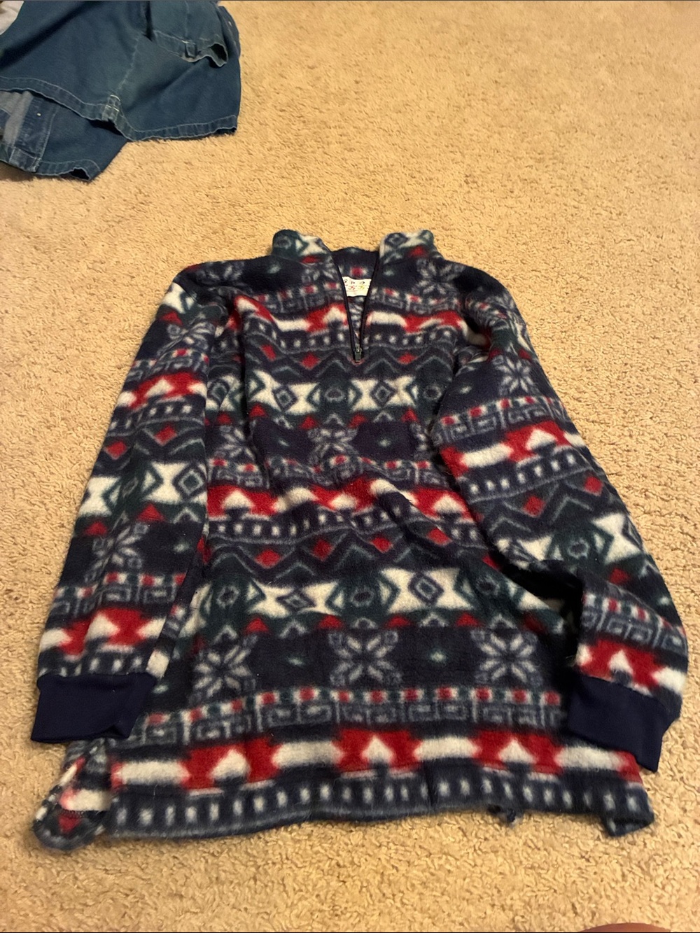 Vintage Navy & Red Patterned Fleece Pullover Jacket (size small/medium)